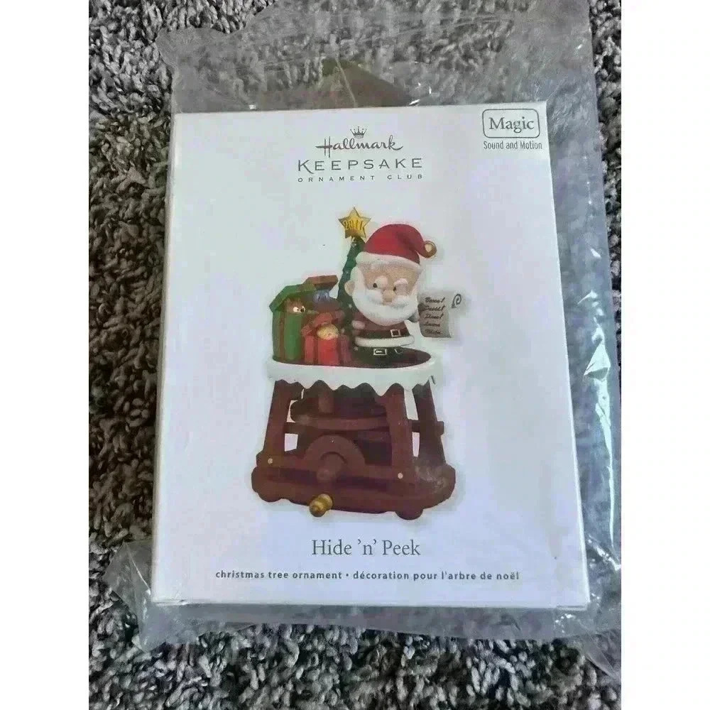 Retired Hallmark Club Music Ornament 2011 "HIDE N' PEEK" Santa NIB